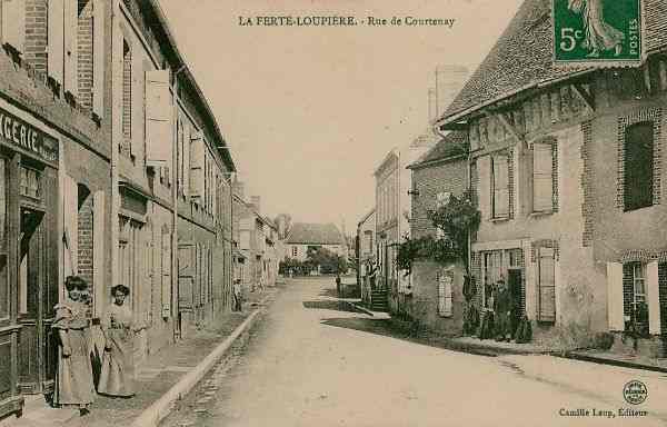 La Fert-Loupire - Rue de Courtenay