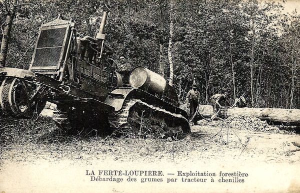 La Fert-Loupire - Exploitation forestire - Dbardage des grumes