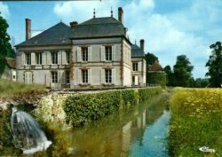 La Ferté-Loupière - Le Château des Taboureaux